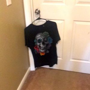 Cute girls skull shirt